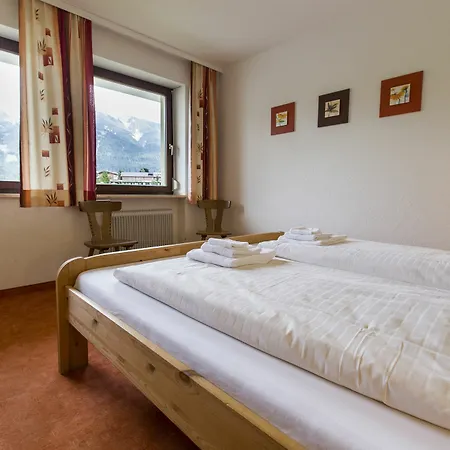 Apartment Haus Jonghof Seefeld in Tirol